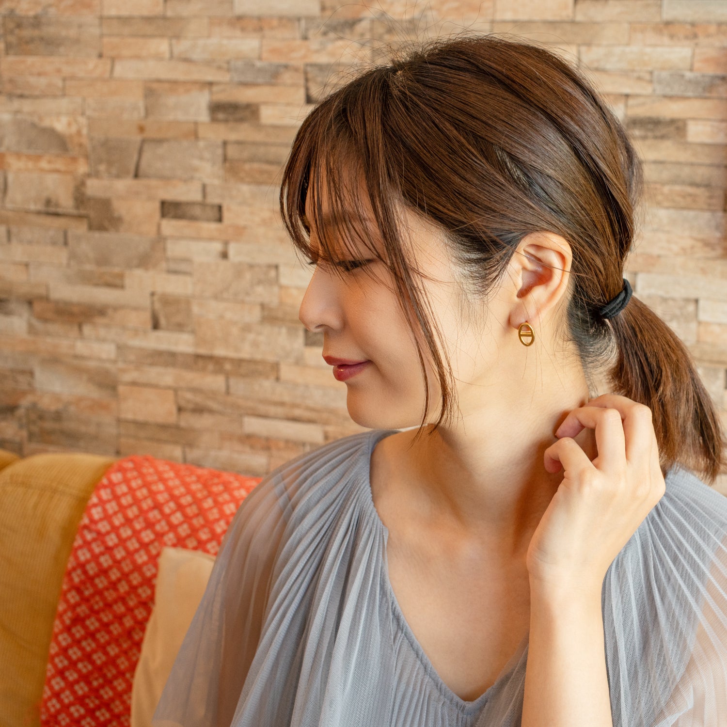 Anchor earrings gold