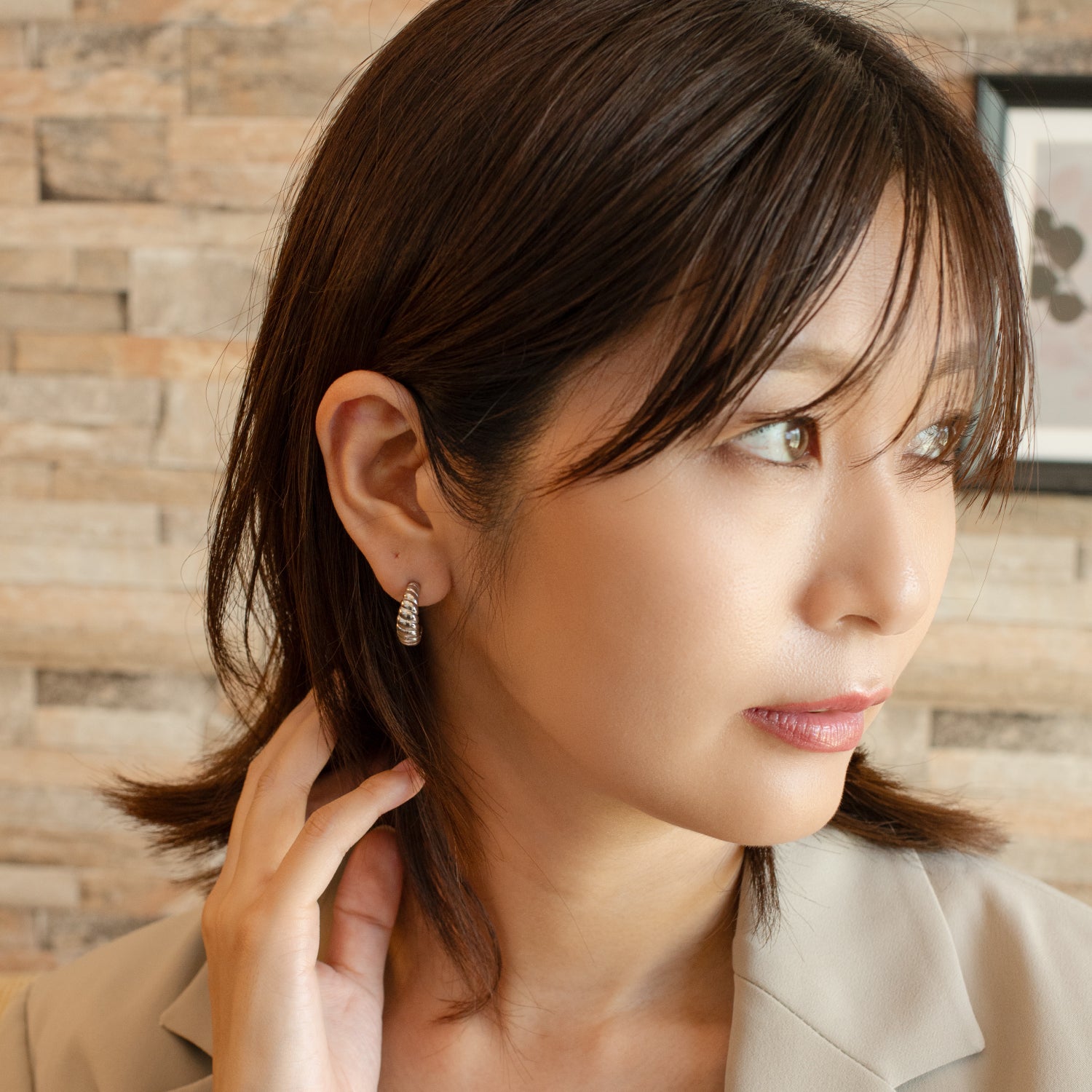 C-shaped earrings, crescent, silver